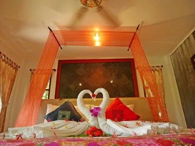 디럭스 더블룸 — Bangtao Beach Chalet Resort