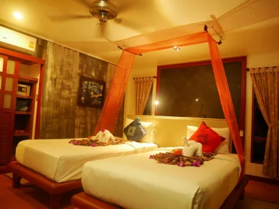 디럭스 트윈룸 — Bangtao Beach Chalet Resort